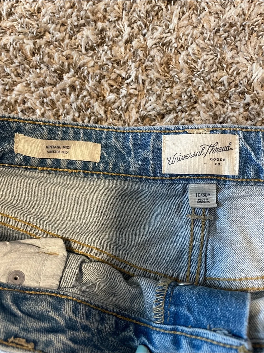 Universal Thread Button-Front Jean Shorts - Picture 2 of 5